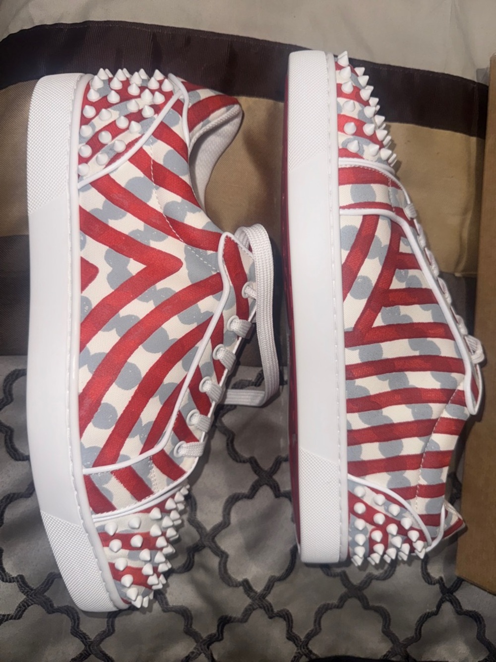 Christian Louboutin Multi/White Seavaste 2 Orlato Flat Box Label